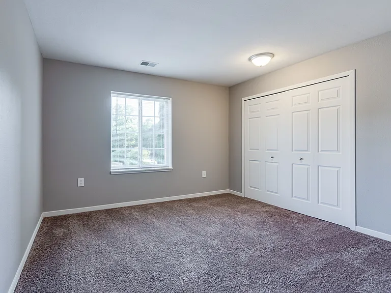 Westbrook Apartments — Photo 31