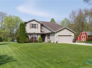 1420 S Crissey Rd, Holland, OH 43528