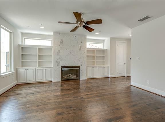 3rd image of 4530 Normandy Ave