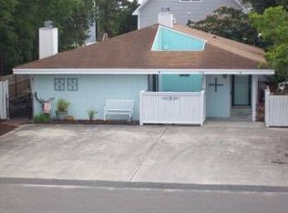 918A Whitecaps Ln, Carolina Beach, NC 28428