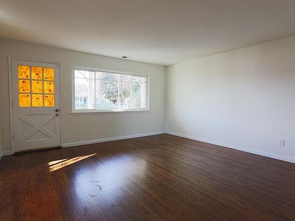 2nd image of 1357 Boysea Dr