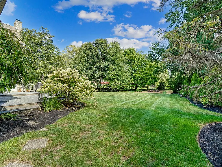 11410 Avant Ln — Photo 48