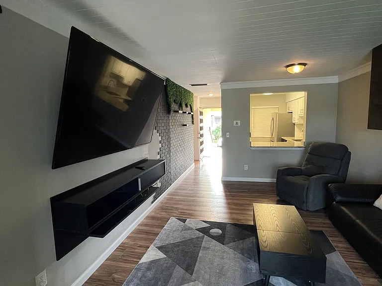 4511 Longwater Chase #6 — Photo 4