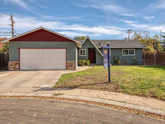 2nd image of 1824 Saratoga Dr