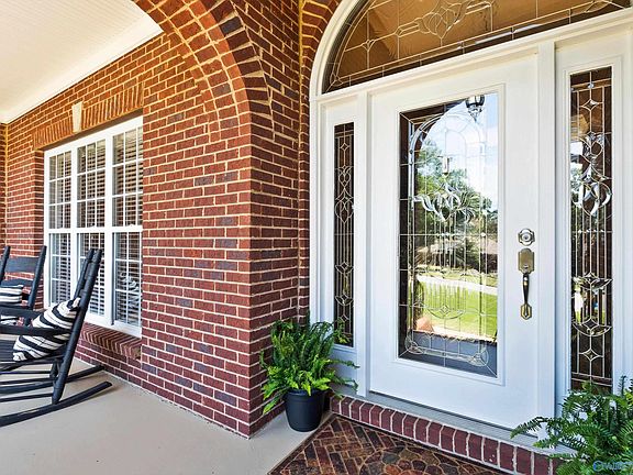 5th image of 10638 Rosa Ln