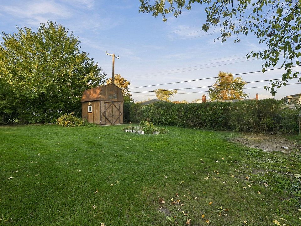 15377 Vivian St, photo 24