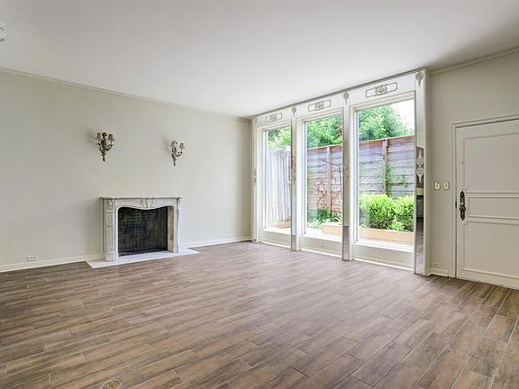 5th image of 7937 Woodway Dr