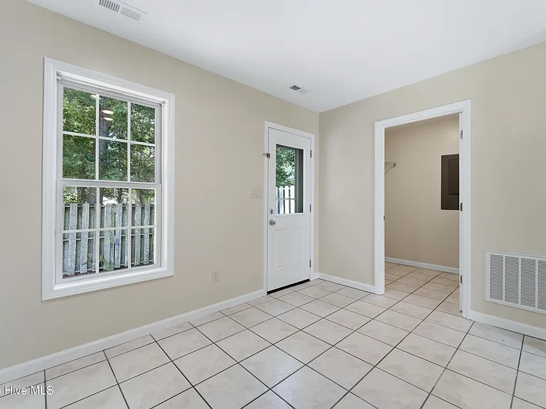 301 Johns Way — Photo 11