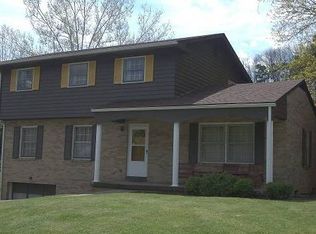 8 Kelly Dr, Wheeling, WV