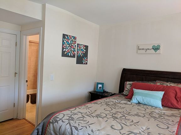 2nd image of 5154 N Avers Ave #3N