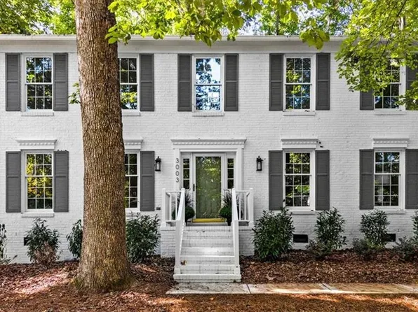 3003 Edgewater Dr, Greensboro, NC 27403