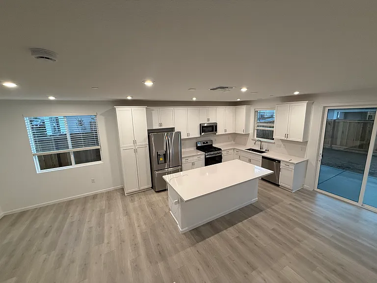 4144 Molten Creek Way — Photo 28