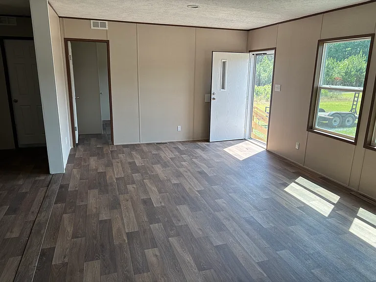 172 Tin Sleep Dr — Photo 3