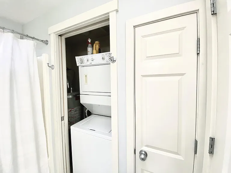 506 NE 73rd St #3A — Photo 15