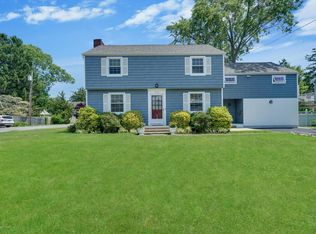 1114 Rue Ave, Point Pleasant Beach, NJ 08742