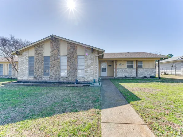 2110 Snowmass Ln, Garland, TX 75044