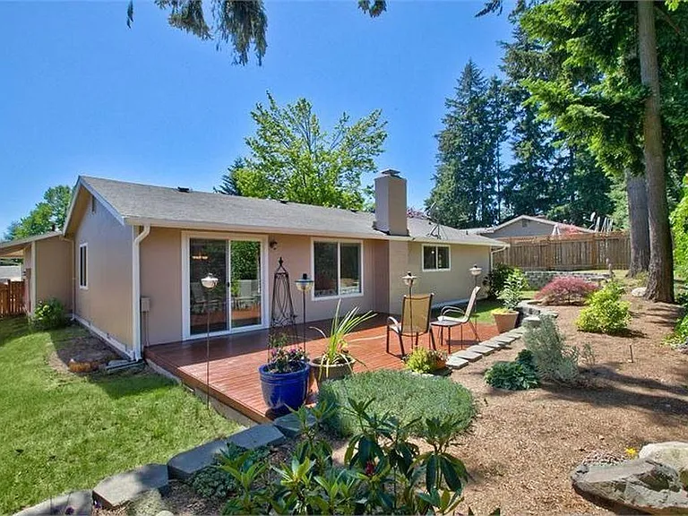 12004 NE 136th Pl — Photo 10