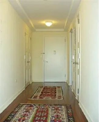 Rented by R New York | media 23