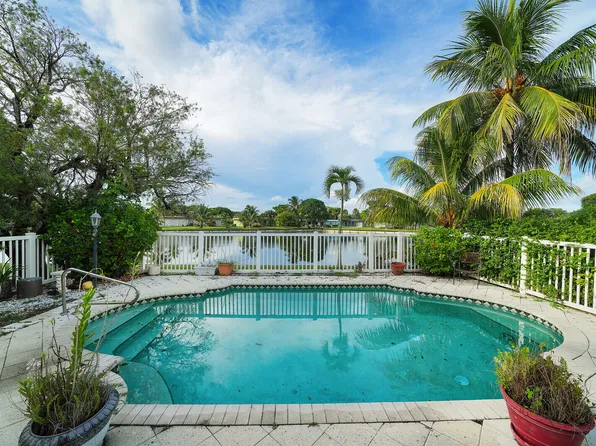6311 NW 72nd Avenue, Tamarac, FL 33321