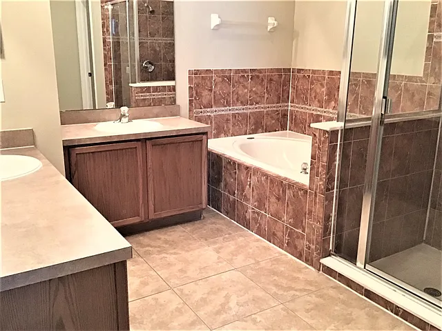 5039 Adair Oak Dr — Photo 10