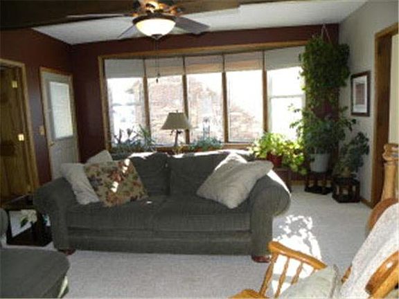 4th image of 173 Mankato Avenue E
