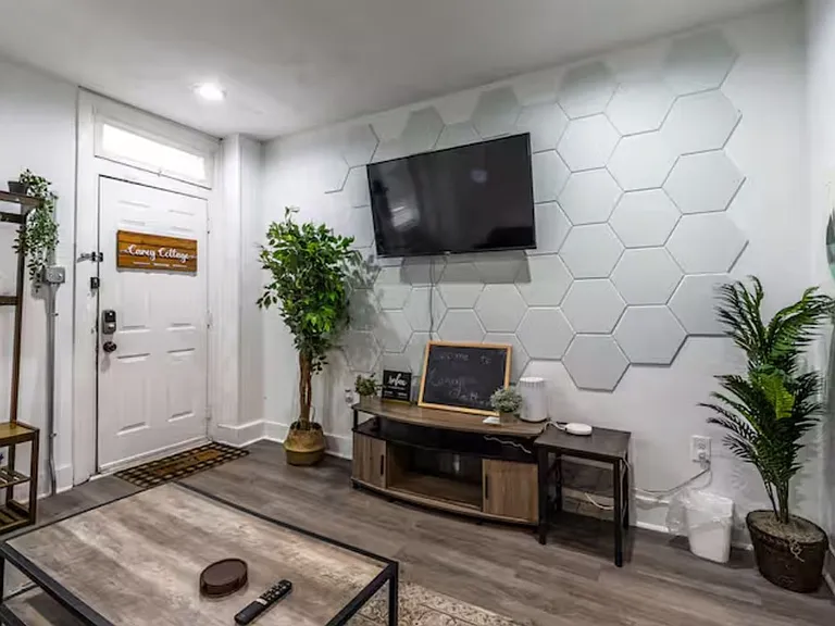 2207 Carey Way — Photo 1