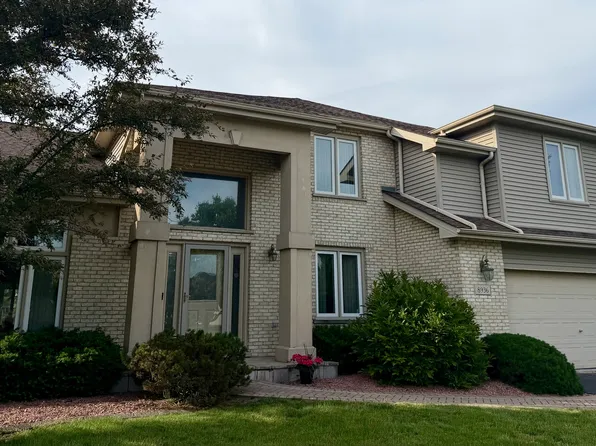 8936 Charrington Dr, Frankfort, IL 60423