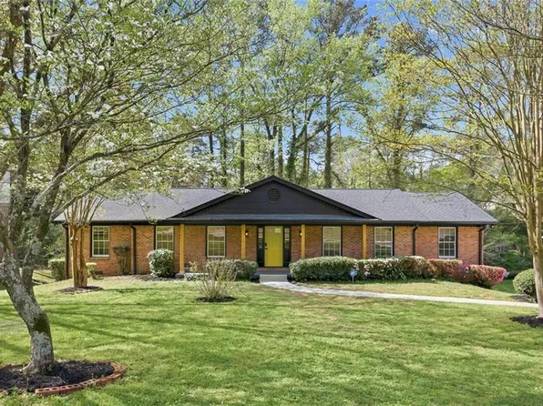 3629 Greentree Farms Dr, Decatur, GA 30034