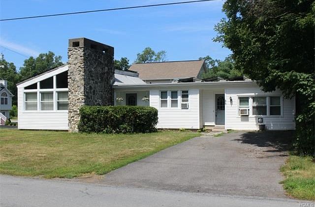 1st image of 25 Waverly Pl