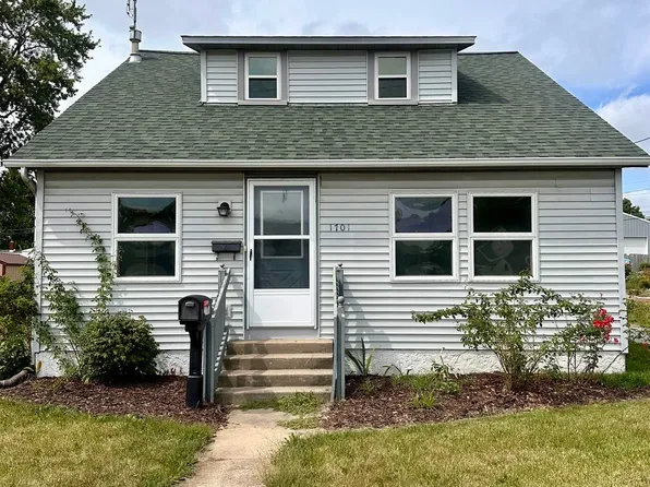 1701 Wayne St, Auburn, IN 46706