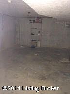 4th image of 220 Angel Ct
