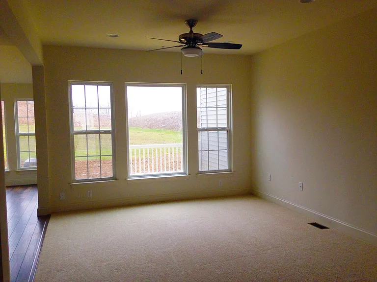 230 Kestrel Ln — Photo 5