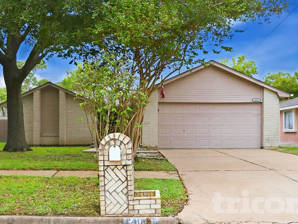24006 Tayloe House Ln