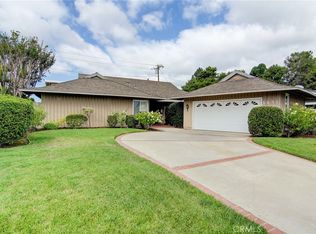 2871 Ellesmere Ave, Costa Mesa, CA 92626