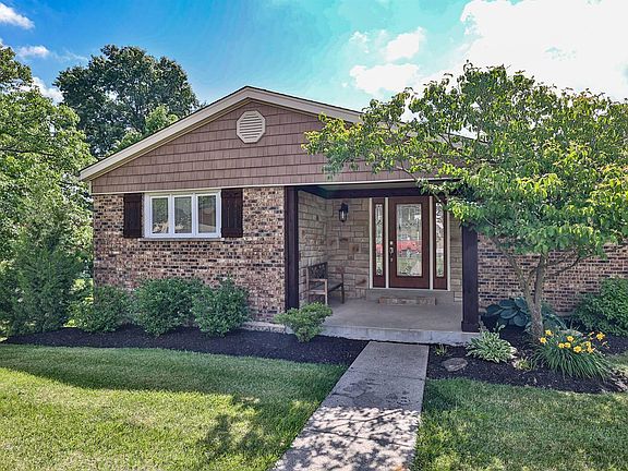 2nd image of 808 Niewahner Dr