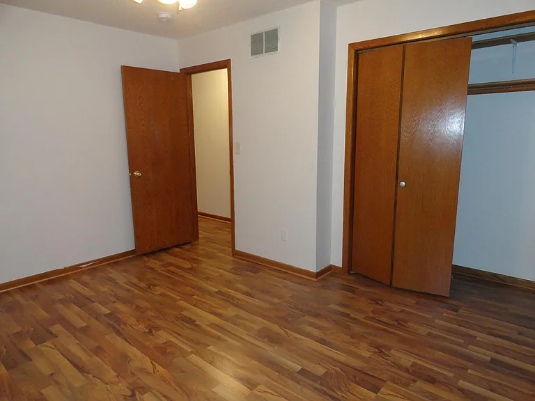 1852 Evergreen Dr NW — Photo 18