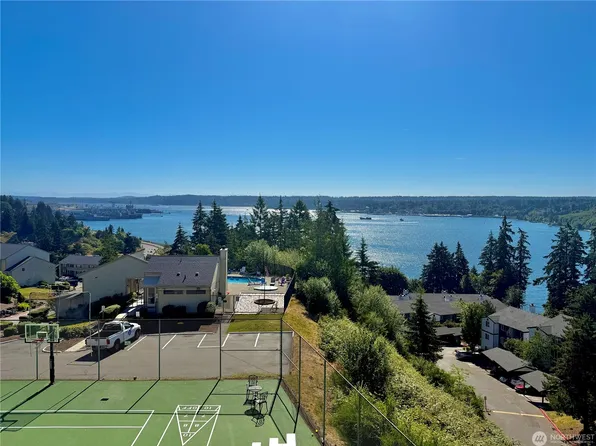 1750 W Sunn Fjord Ln APT G305, Bremerton, WA 98312
