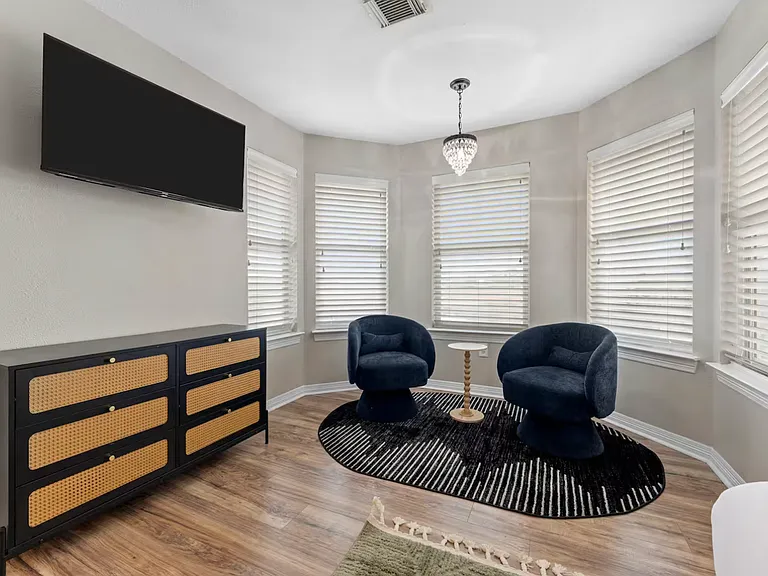 14190 Brushwood Dr — Photo 27