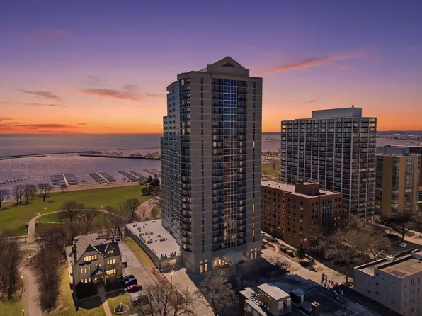 1660 North Prospect AVENUE #812, Milwaukee, WI 53202