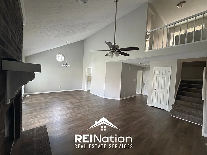 4 bed, 3.5 bath, 2058 sqft, $1,895 — Photo 3