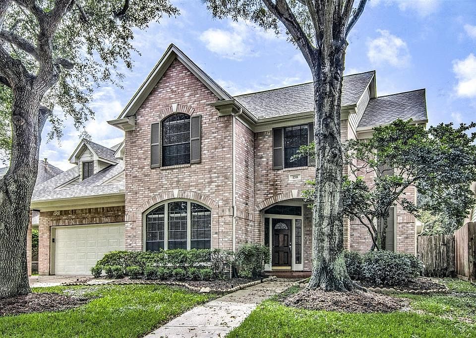 1st image of 1718 Barrington Hills Ln