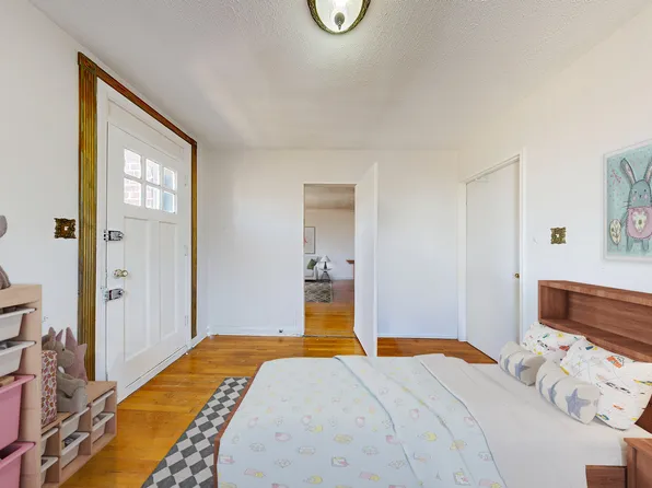 7401 Shore Road image 4 of 13