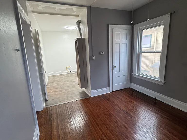 205 Riley St — Photo 11