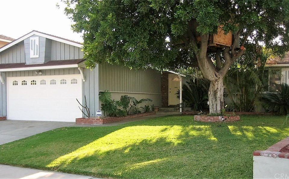 1st image of 14545 Watkins Dr