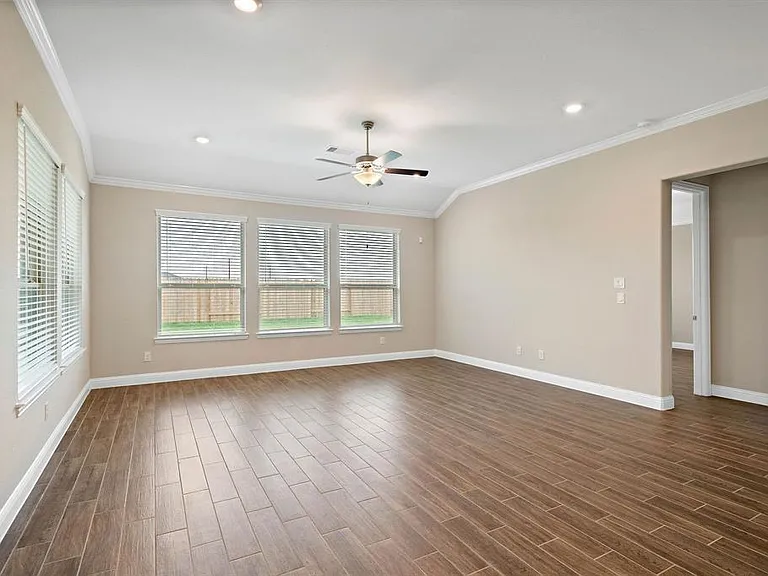 2403 Madera Landing Ln — Photo 15
