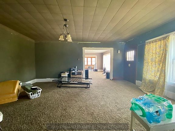 3rd image of 120 West Ave