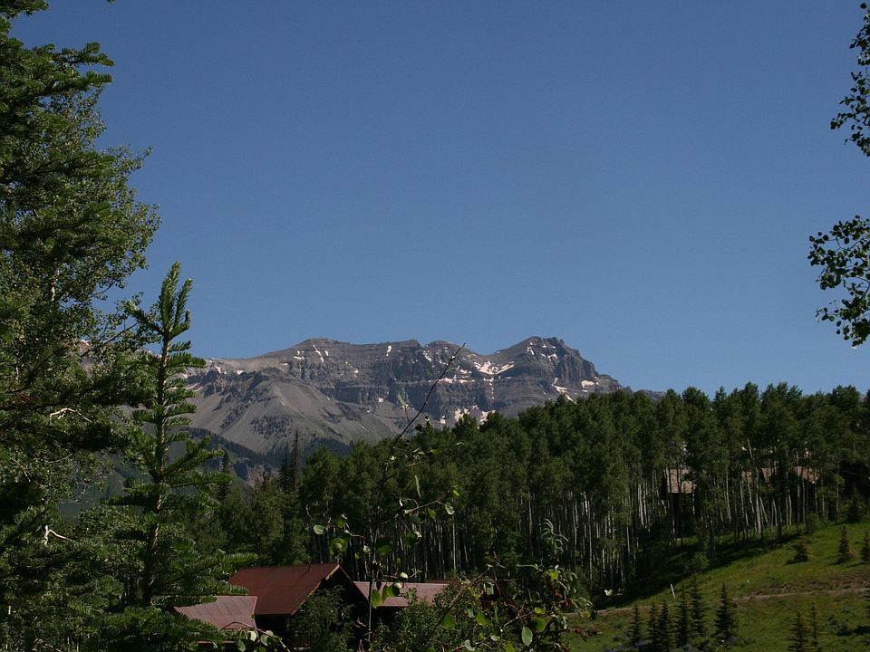 1st image of 931 Wapiti Rd