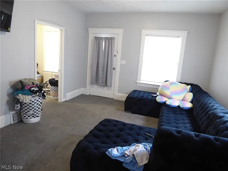 Thumbnail 13