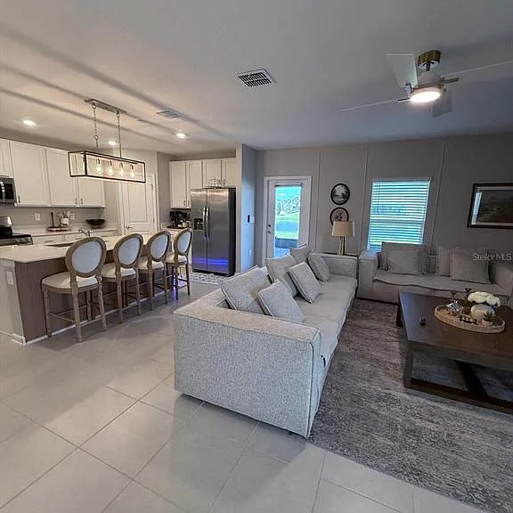 5617 Gingham Dr — Photo 5