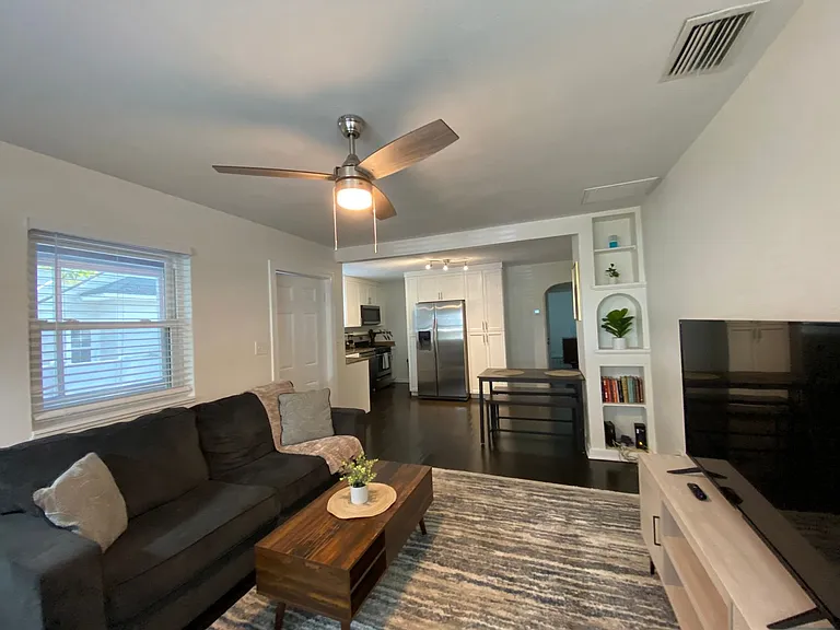 822 23rd Ave N #2 — Photo 9